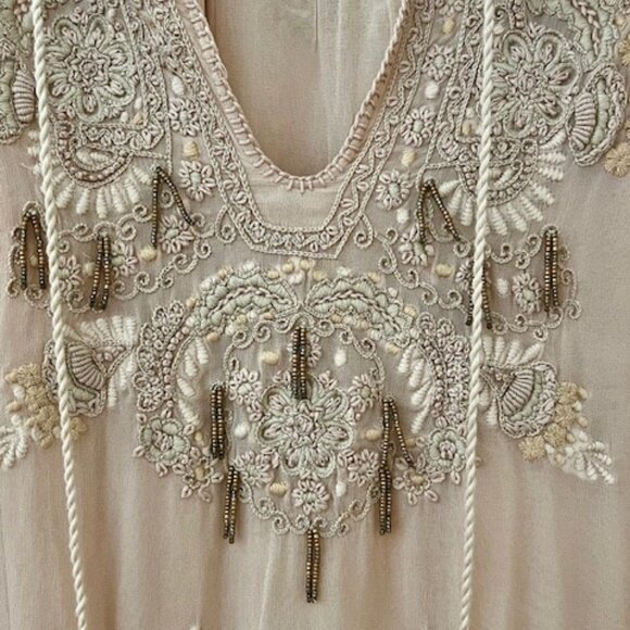 New, Gorgeous, Embroidered and Beaded Haute Hippie Mini Dress, Size XS (2-4) - Picture 3 of 8